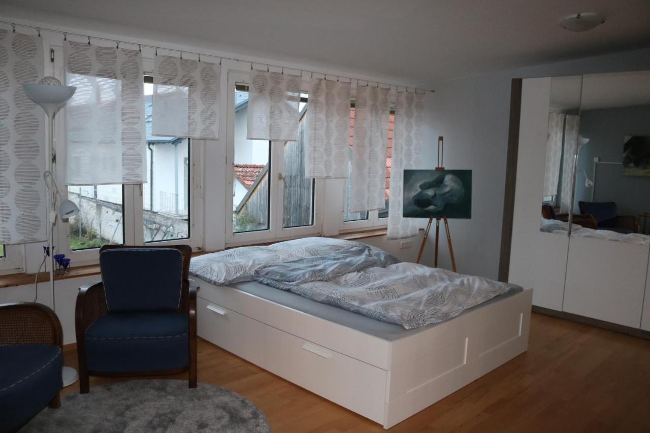Helle, Offene Dachgeschosswohnung Mit Terrasse Oberloisdorf Eksteriør bilde