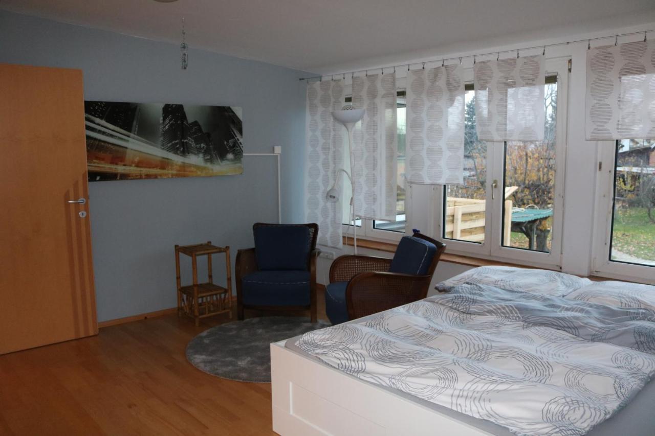 Helle, Offene Dachgeschosswohnung Mit Terrasse Oberloisdorf Eksteriør bilde